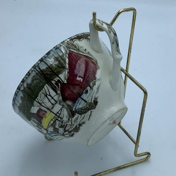 Johnson Bros. “The Icehouse” Teacup & Saucer - Picture 4 of 8